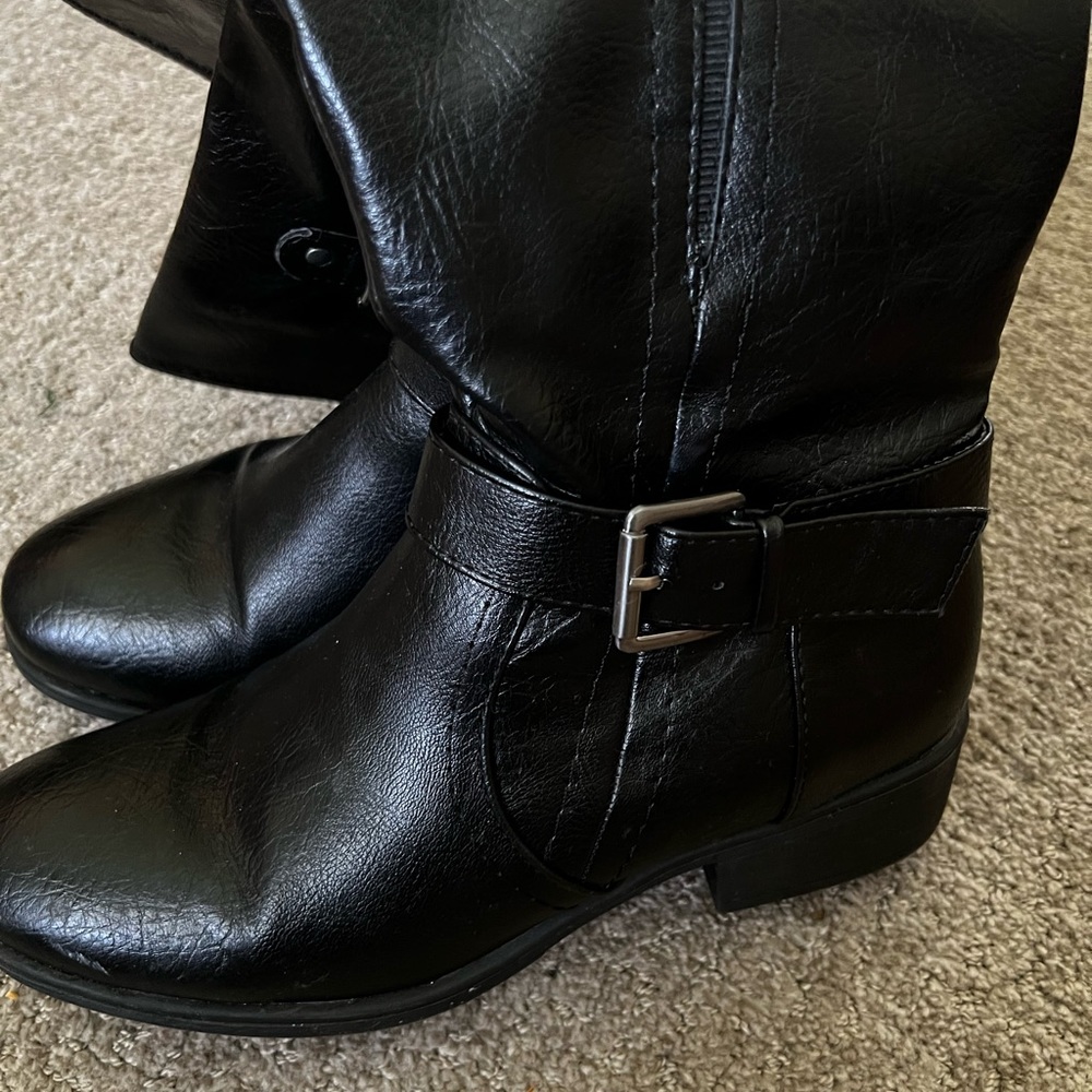 Black boots 👢🖤👌🏻🤩